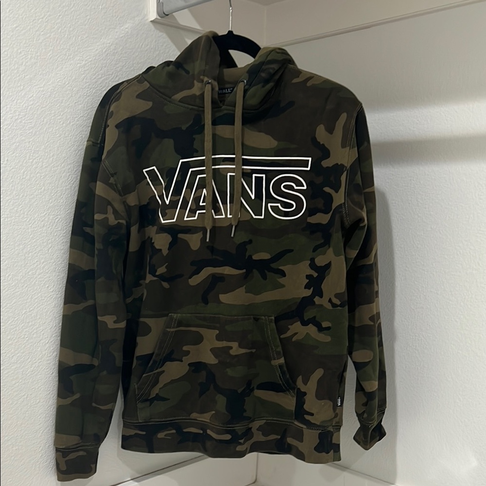 Vans Men's Green Camouflage Hoodie (washed but never worn)